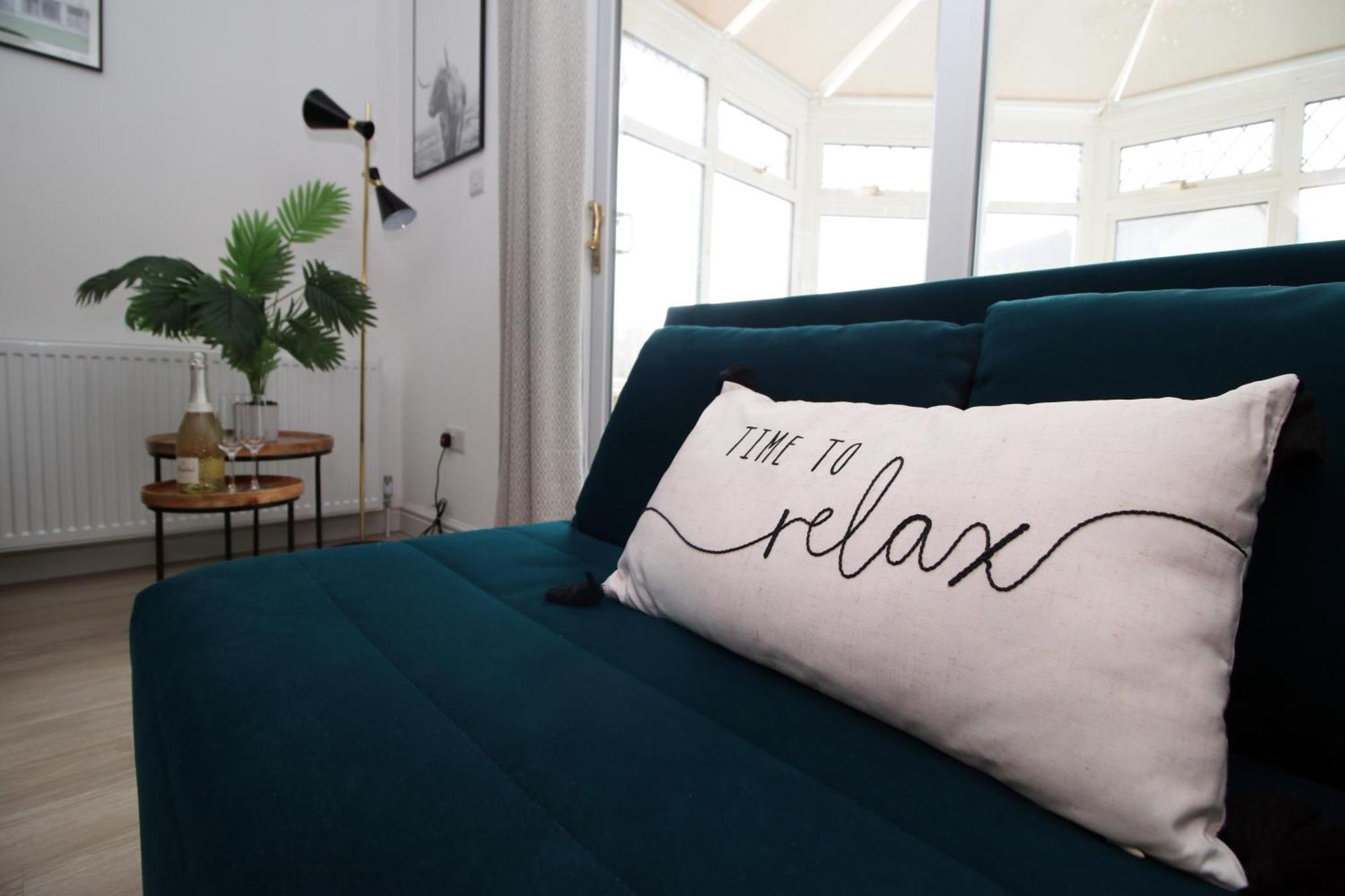 Stylish Home In Bath With Driveway Parking, 10Min From City Eksteriør bilde