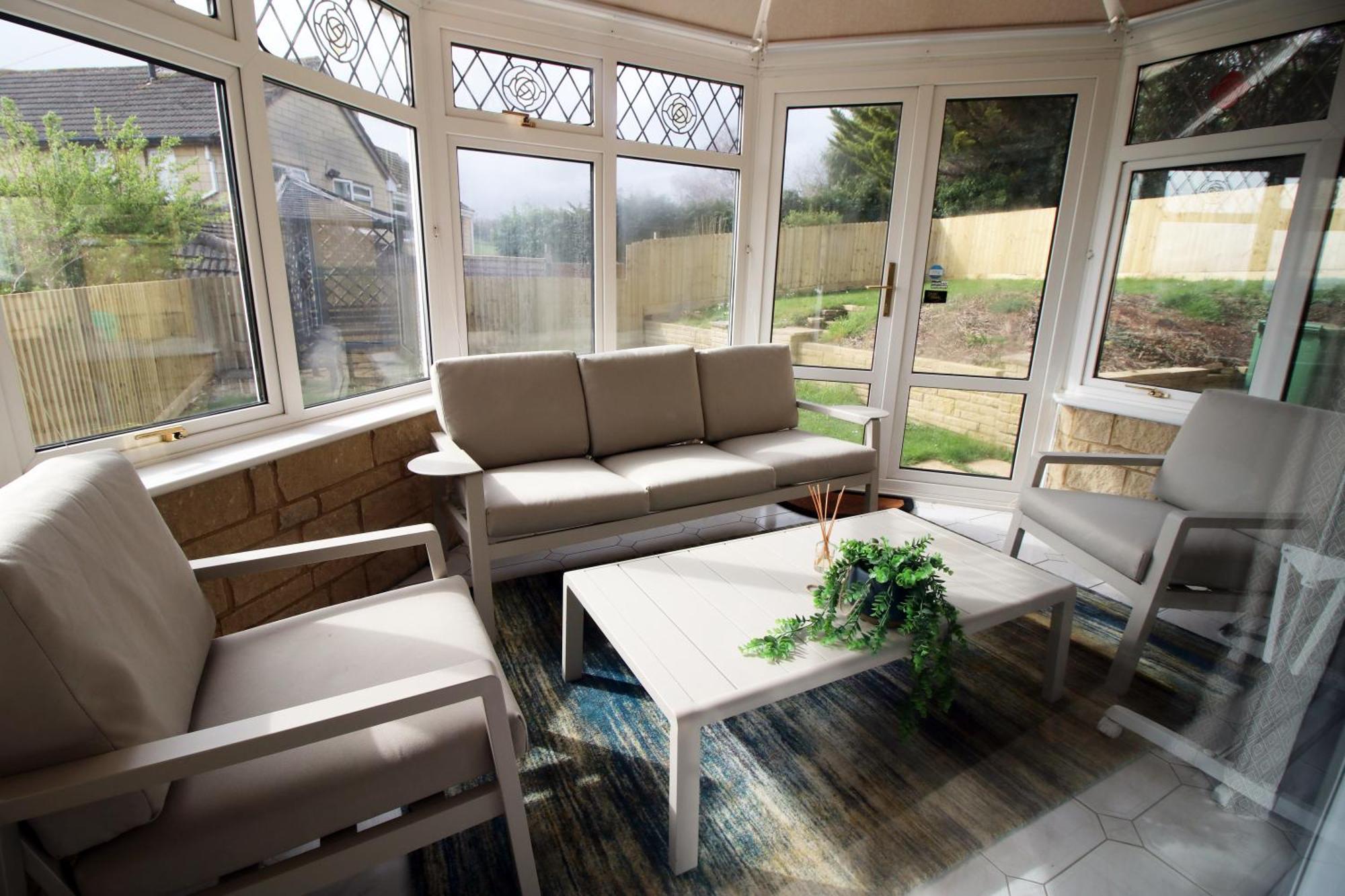 Stylish Home In Bath With Driveway Parking, 10Min From City Eksteriør bilde