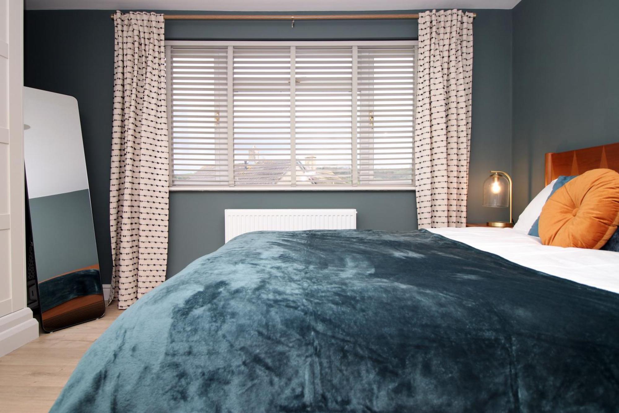 Stylish Home In Bath With Driveway Parking, 10Min From City Eksteriør bilde